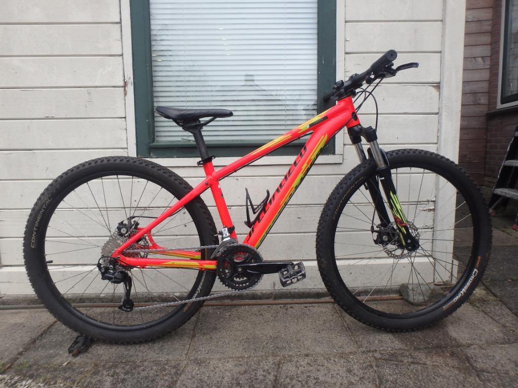 Specialized Pitch 27.5 - Frame-maat = 16 Inch (40 cm), Fietsen en Brommers, Fietsen | Mountainbikes en ATB, Hardtail, Zo goed als nieuw