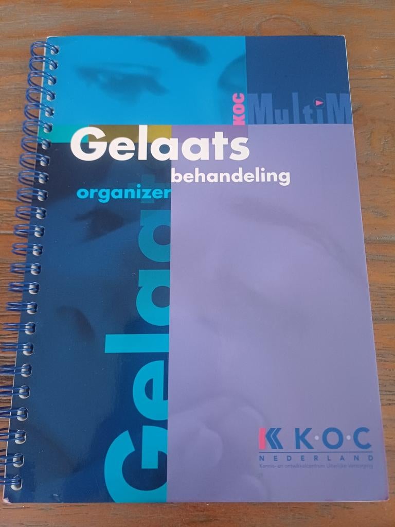 KOC gelaatsbehandeling organizer, 1e druk (schoonheidssalon), Ophalen of Verzenden, Gelezen, Overige niveaus