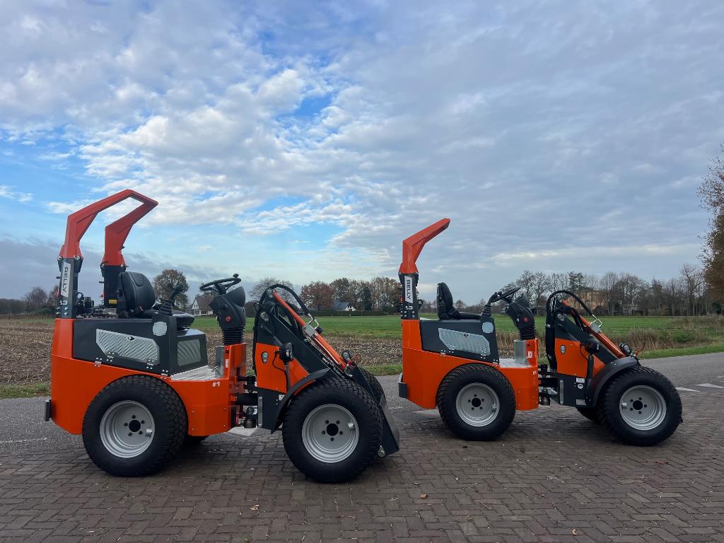 Te HUUR Shovels Knikmops, Relly, Weidemann, Komatsu., Ophalen, Overige typen