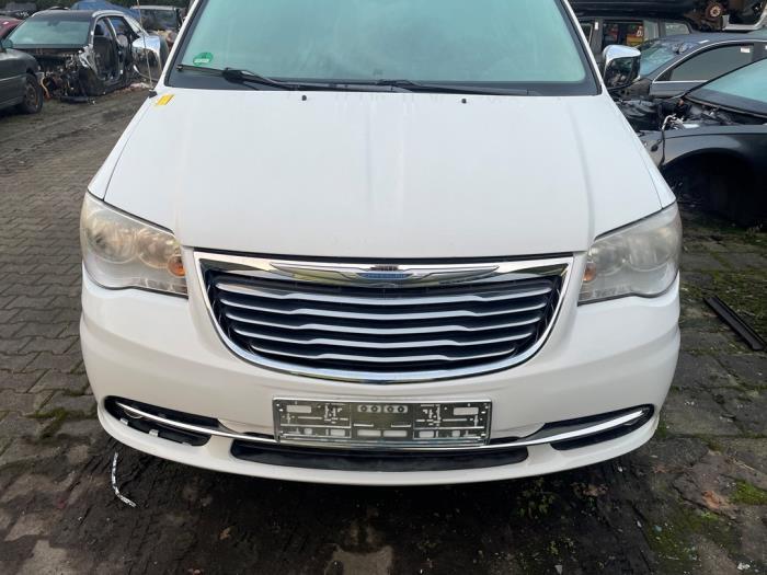 Voorkop compleet van een Chrysler Town & Country (PW7), Gebruikt, -, Ophalen of Verzenden, -