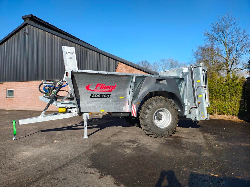 Fliegl ADS100, Zakelijke goederen, Ophalen, Gewasbescherming en Bemesting