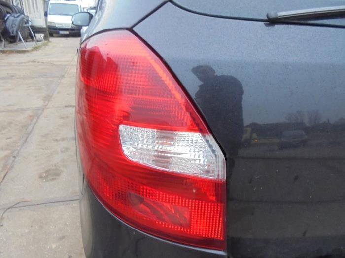 Achterlicht links van een Skoda Fabia, Auto-onderdelen, Verlichting, Skoda, Gebruikt, 3 maanden garantie, Ophalen of Verzenden