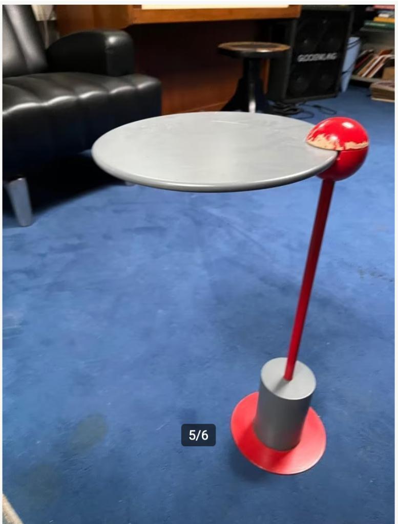 Edward Geluk voor Arco Memphis Design Bijzettafeltje, Memphis Design, Minder dan 55 cm, Gebruikt, Metaal of Aluminium