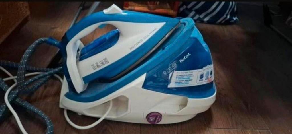 Tefal Stoomgenerator / Stoomstrijkijzer, Ophalen of Verzenden, Zo goed als nieuw