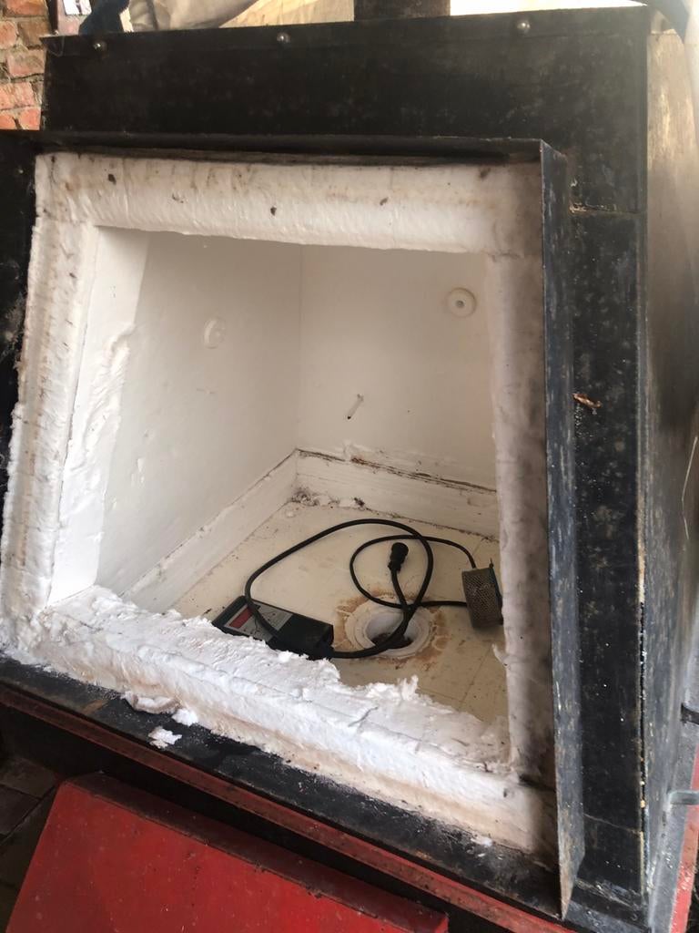 Grote rakuoven inclusief brander, Hobby en Vrije tijd, Pottenbakken, Ophalen, Zo goed als nieuw