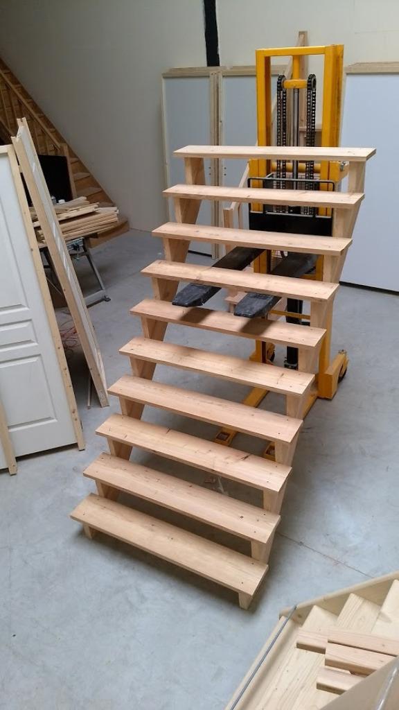 Tuintrap, bordes op maat gemaakt, douglas., Ophalen of Verzenden, Nieuw, Trap