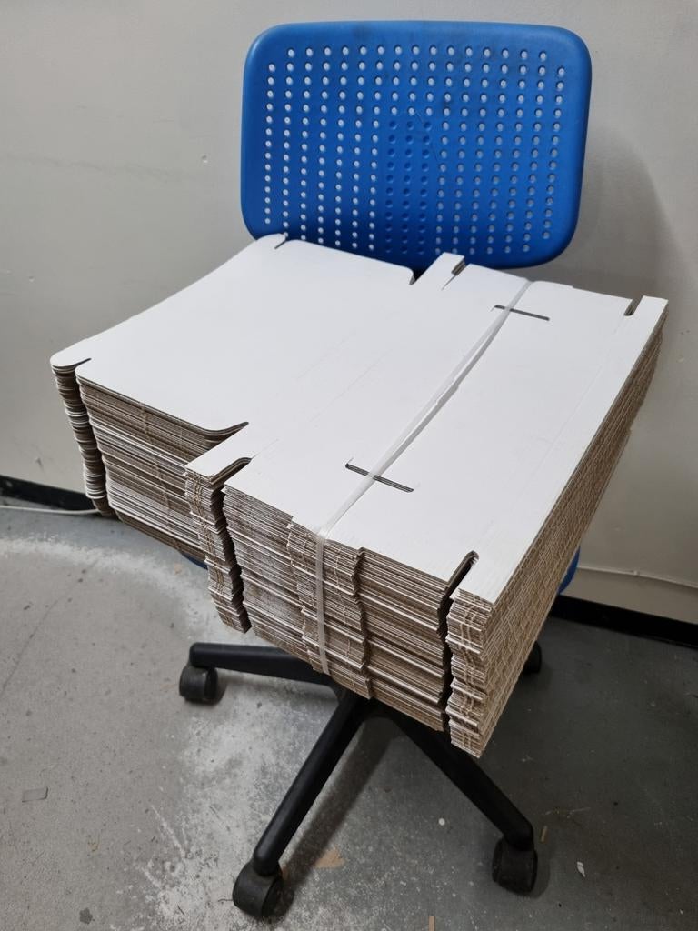 NIEUW A5 brievenbus doosjes wit per 100 stuks, Ophalen, Doos, Opvouwbaar, Minder dan 50 cm