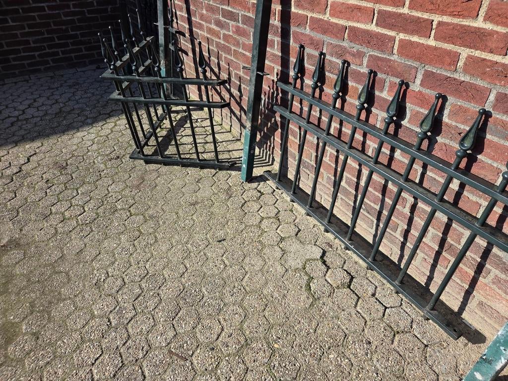 Mooi hek, Ophalen, IJzer, Sierhekwerk