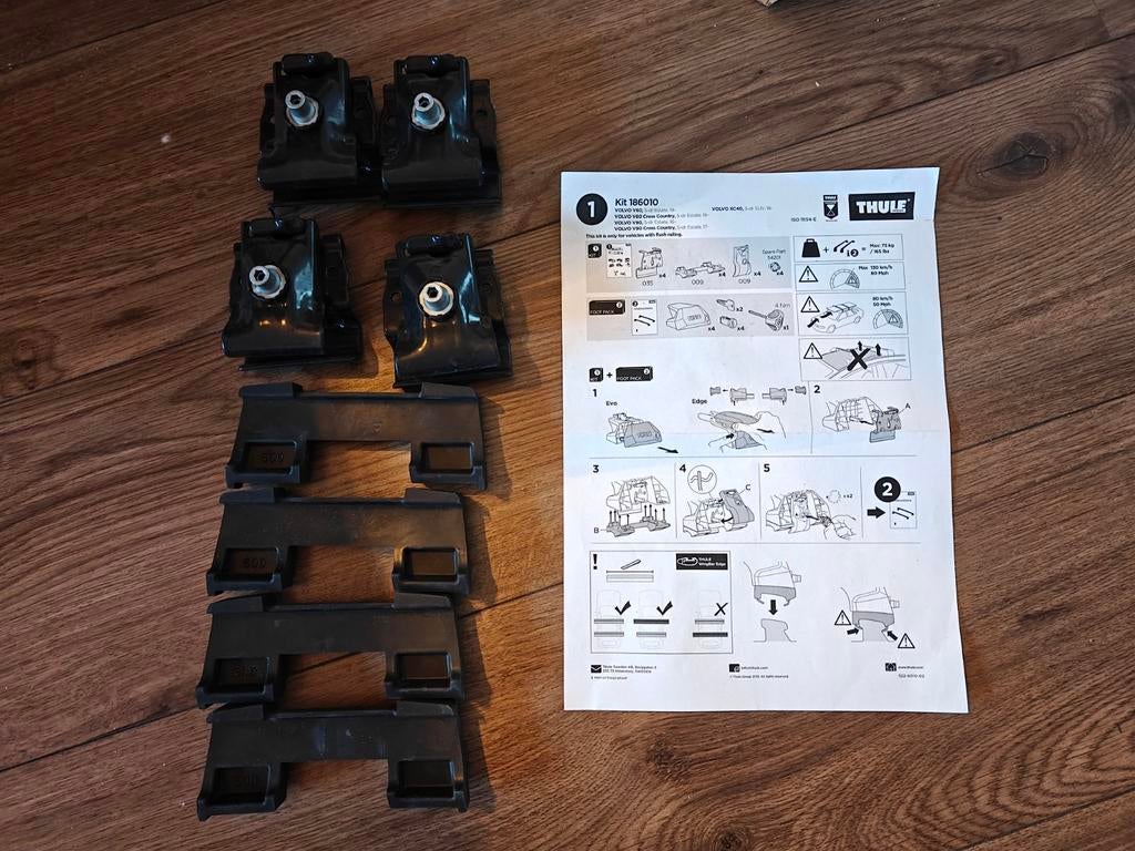 Thule kit 186010 voor volvo, Ophalen of Verzenden, Zo goed als nieuw