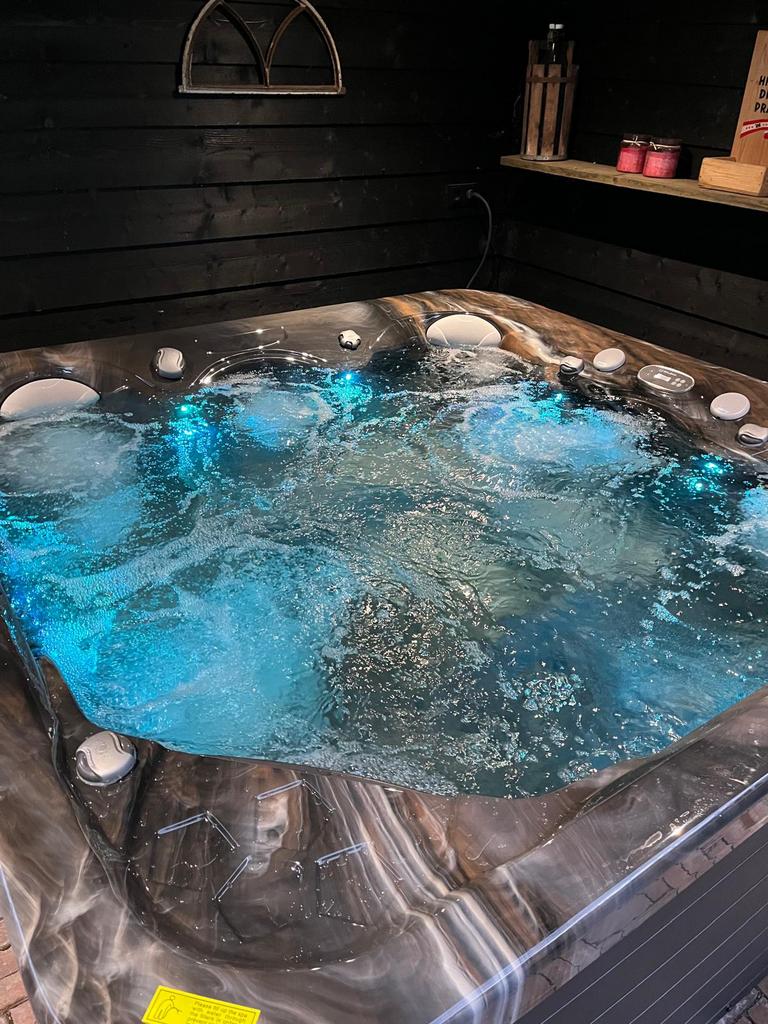 Nieuwe balboa jacuzzis inruil mogelijk direct leverbaar, Info@SpaBoer.nl, Nieuw, SpaBoer, Traan 5 9351 vm leek