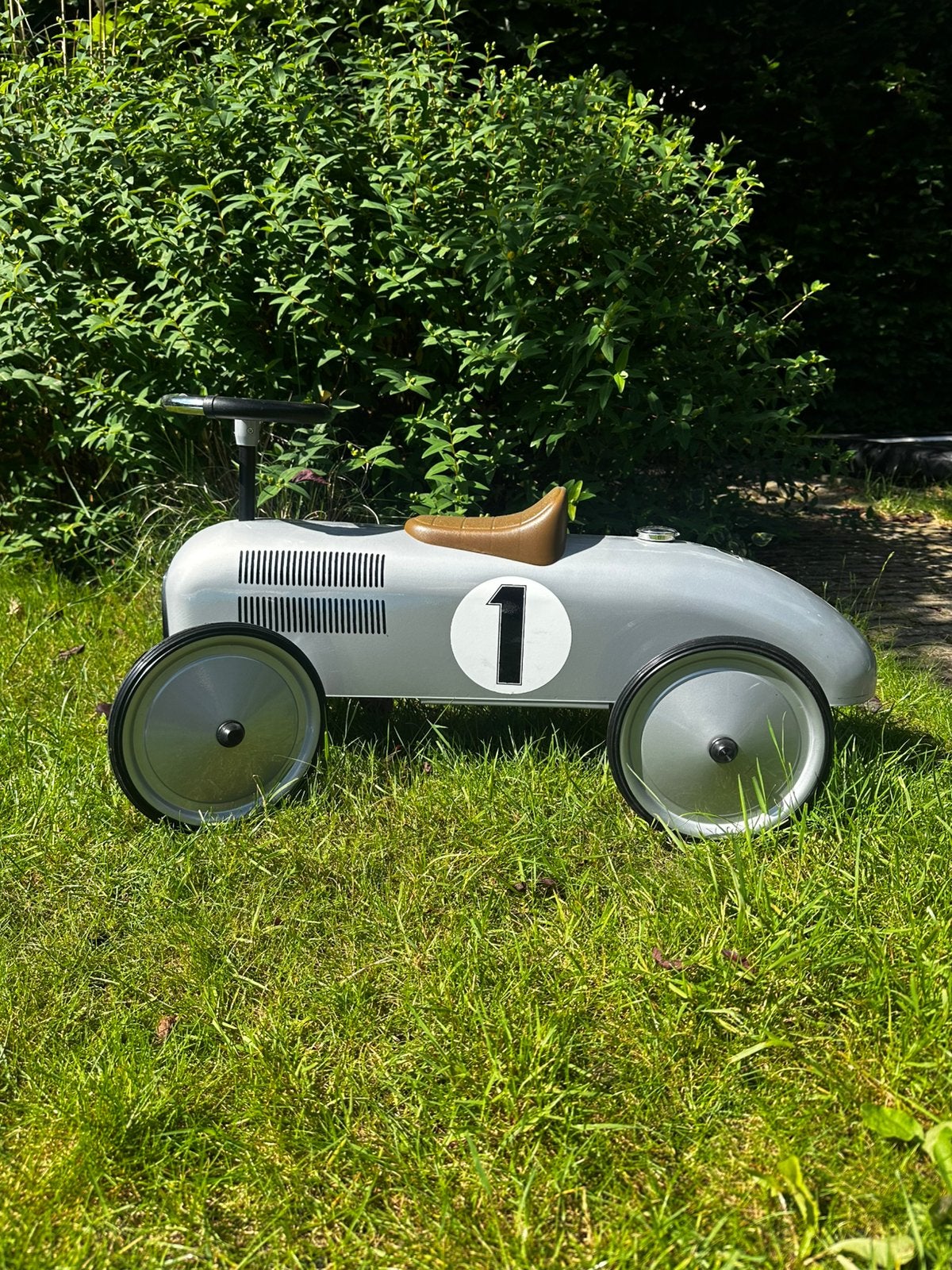 loopauto zilver met nummer 1, Ophalen, Zo goed als nieuw, Loopvoertuig