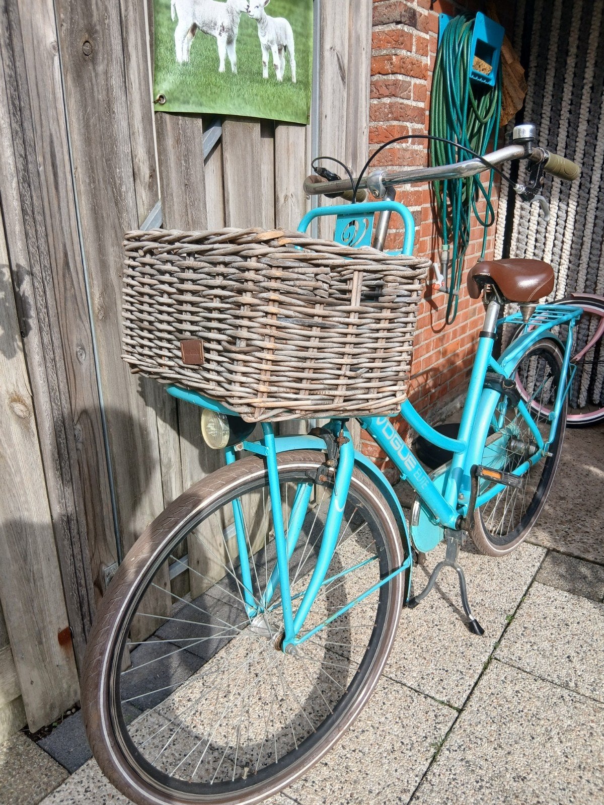 28 inch Vogue fiets met mand, Overige merken, Terugtraprem, Gebruikt, Ophalen of Verzenden