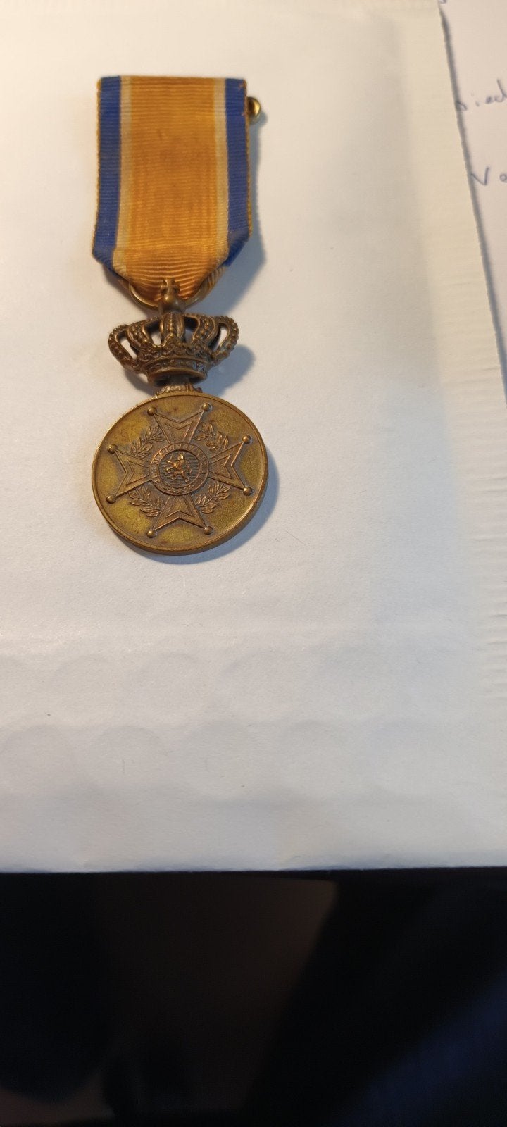 Oude Nederlandse Medaille met Kroon en Lint, Ophalen of Verzenden