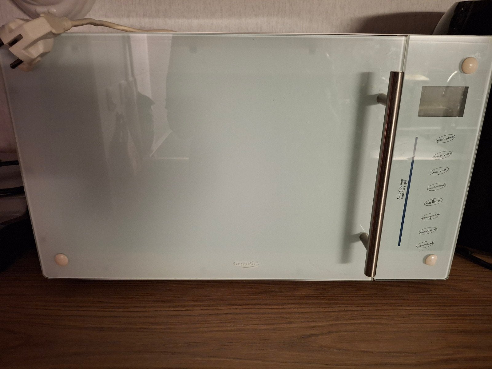 Germatic Combimagnetron MWDGC-22BM - 22L, Ophalen, Combimagnetron, Gebruikt, Draaiplateau