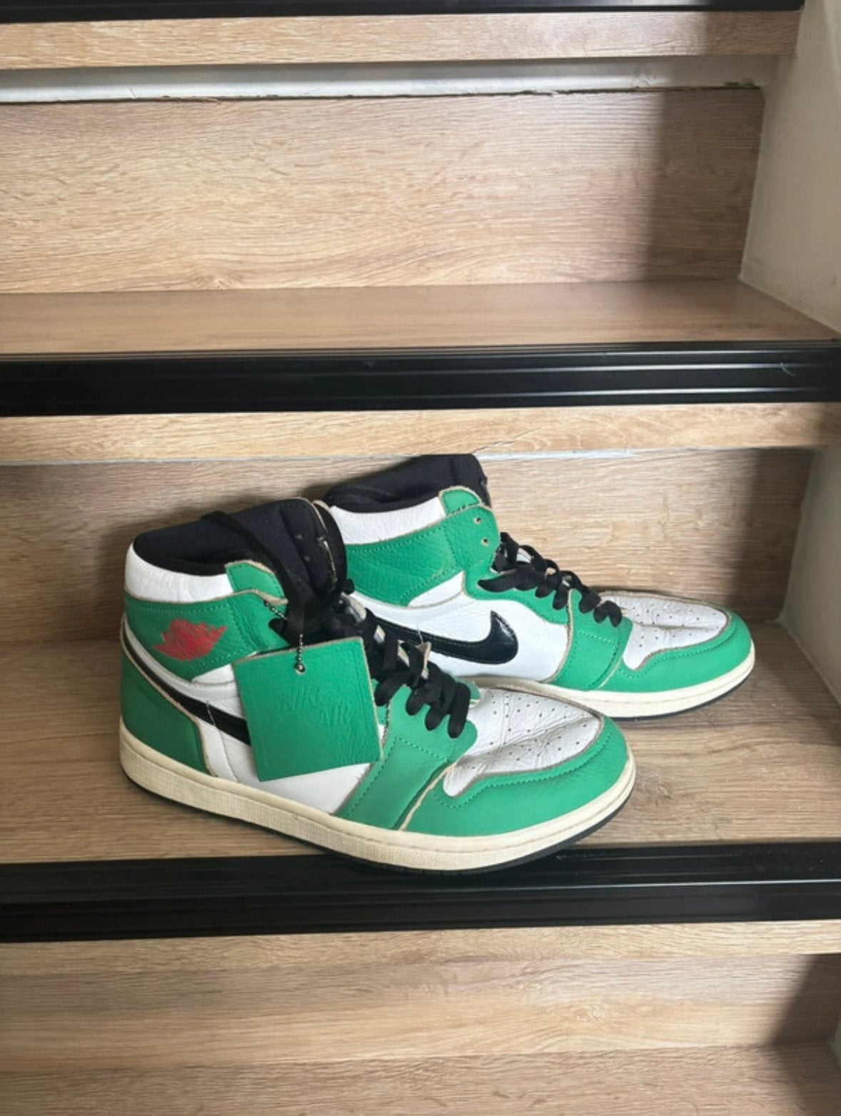 Jordan 1 Retro High Lucky Green, Verzenden, Groen, Sneakers of Gympen, Zo goed als nieuw