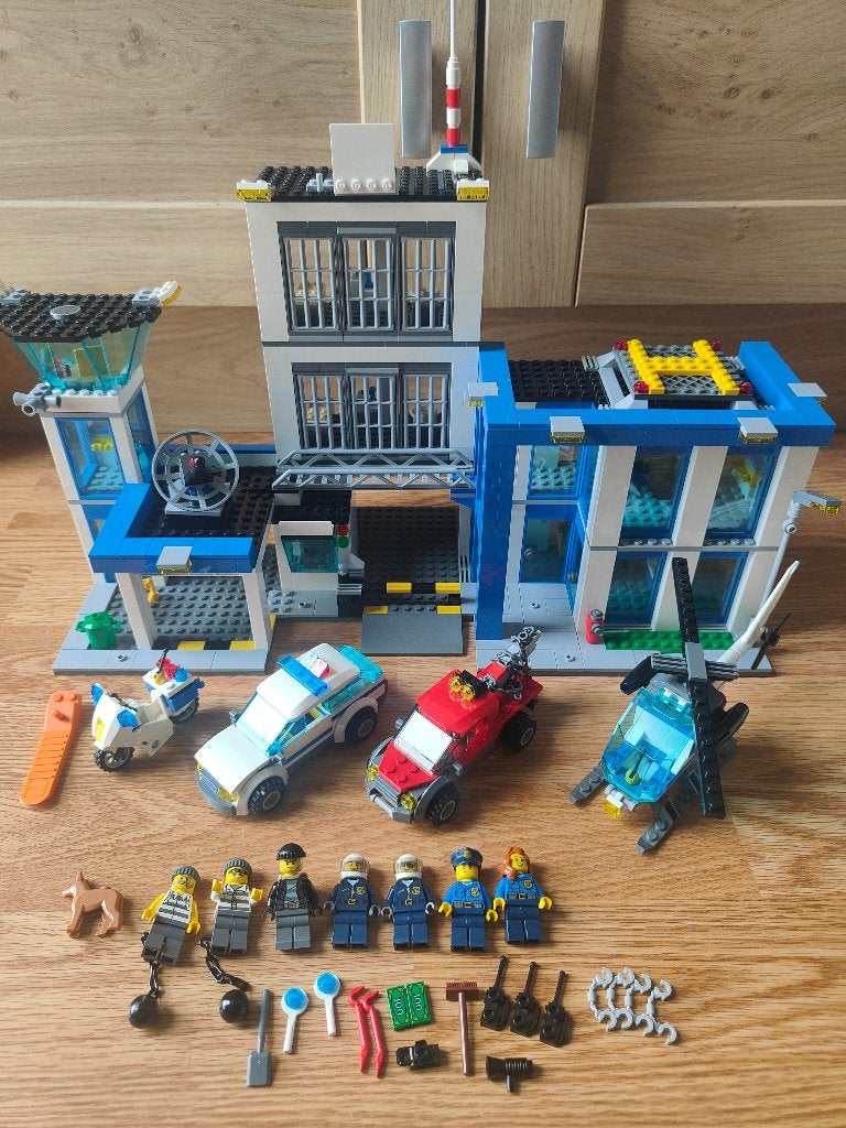 LEGO City Politiebureau 60047 (2014), City, Lego, Ophalen of Verzenden, Zo goed als nieuw