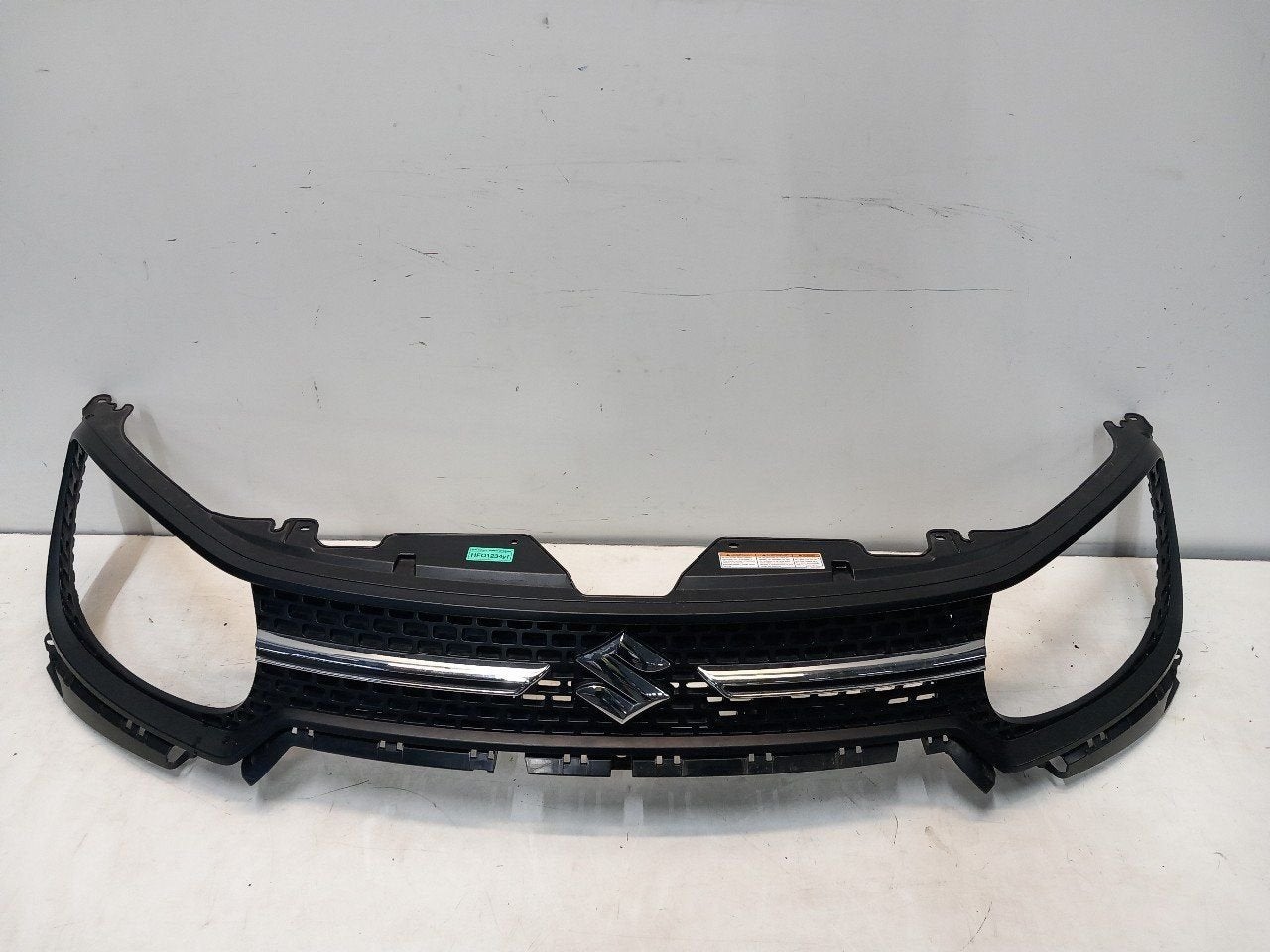 Grille Suzuki Ignis, Onderdelen@venauto.nl, Van der Ven Autorecycling B.V., Gebruikt, Ettenseweg 76, 4706 PB Roosendaal, The Netherlands