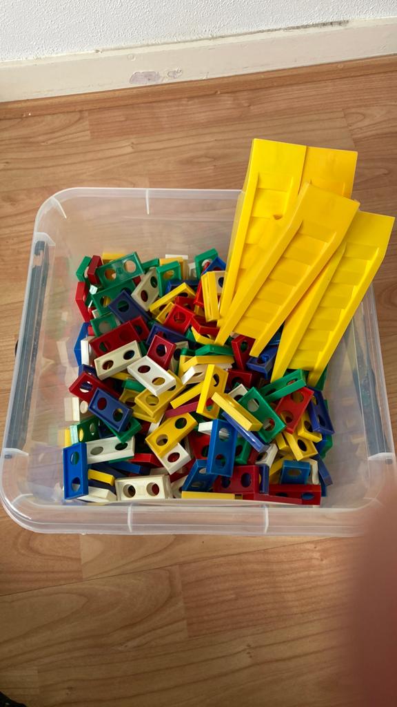 Domini incl 2 bruggetjes, Ophalen, Zo goed als nieuw