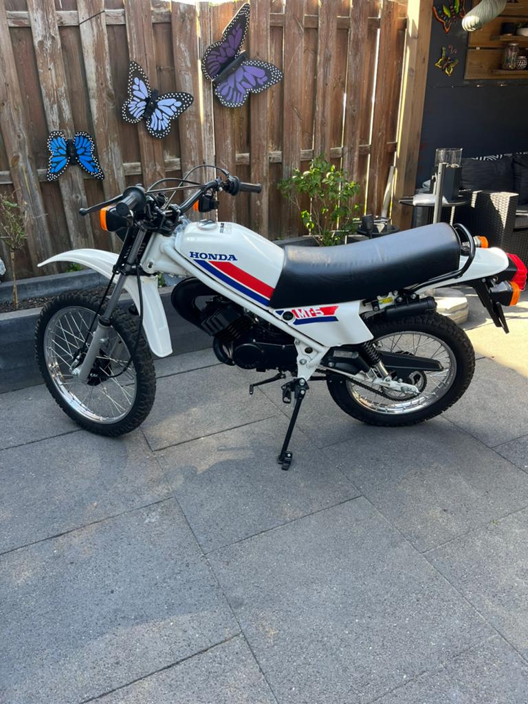 Mooie originele honda mt5, Fietsen en Brommers, Ophalen, Zo goed als nieuw, MT