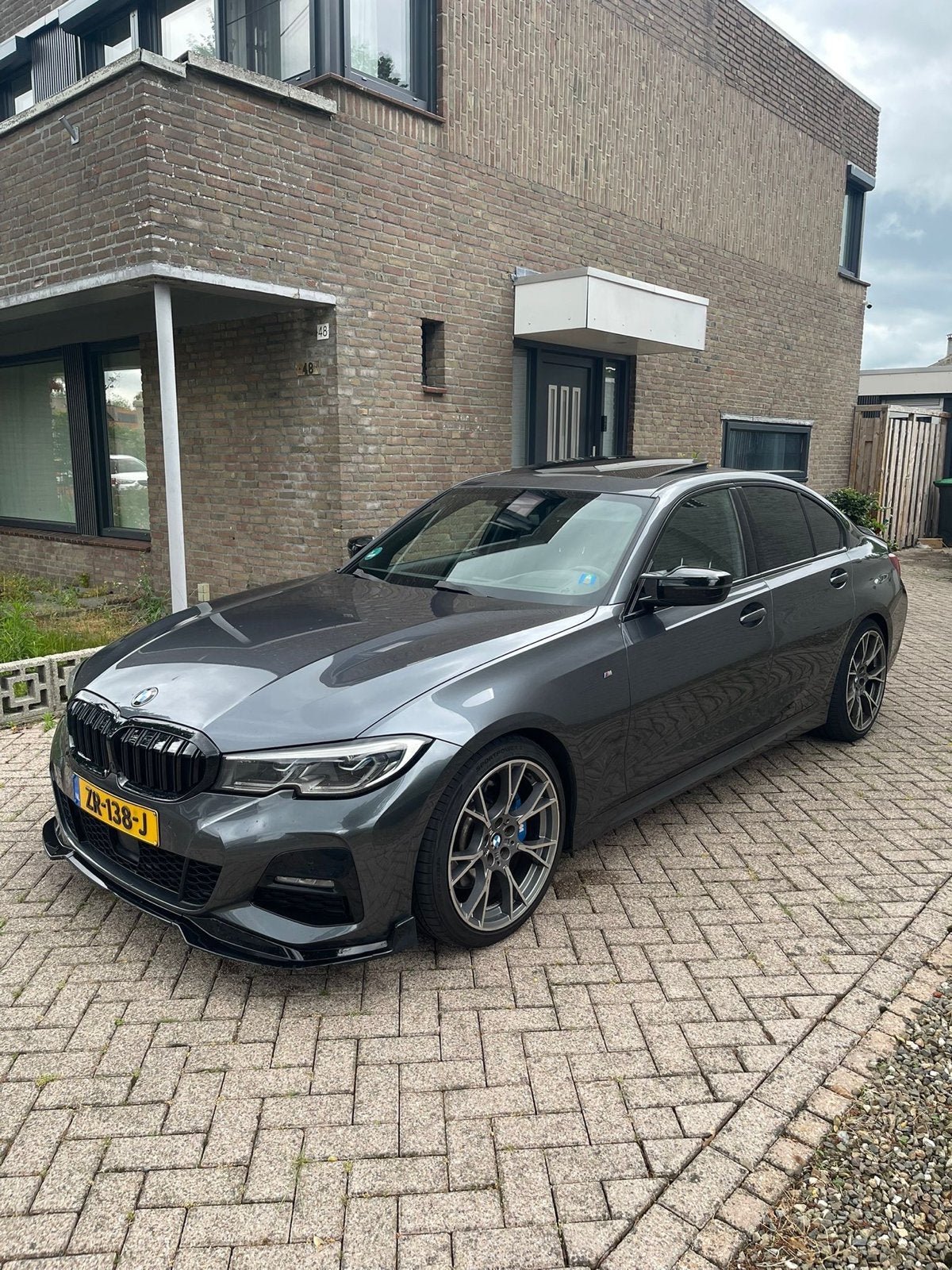BMW 3-Serie 320d M-SPORT FULL OPTIONS, Auto's, BMW, Particulier, 3-Serie, Diesel, Sedan, Automaat, Geïmporteerd, Zilver of Grijs