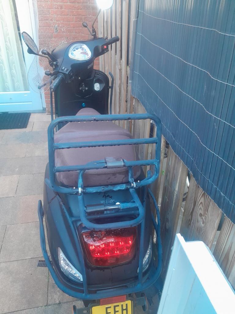 Scooter la souris, Fietsen en Brommers, Brommeronderdelen | Scooters, Ophalen of Verzenden, Zo goed als nieuw, Overige typen, Overige merken