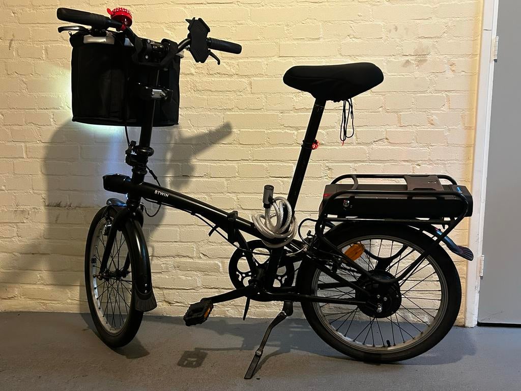 Btwin vouwfiets met elektrische ondersteuning, Fietsen en Brommers, Elektrische fietsen, Gebruikt, Minder dan 47 cm, 30 tot 50 km per accu