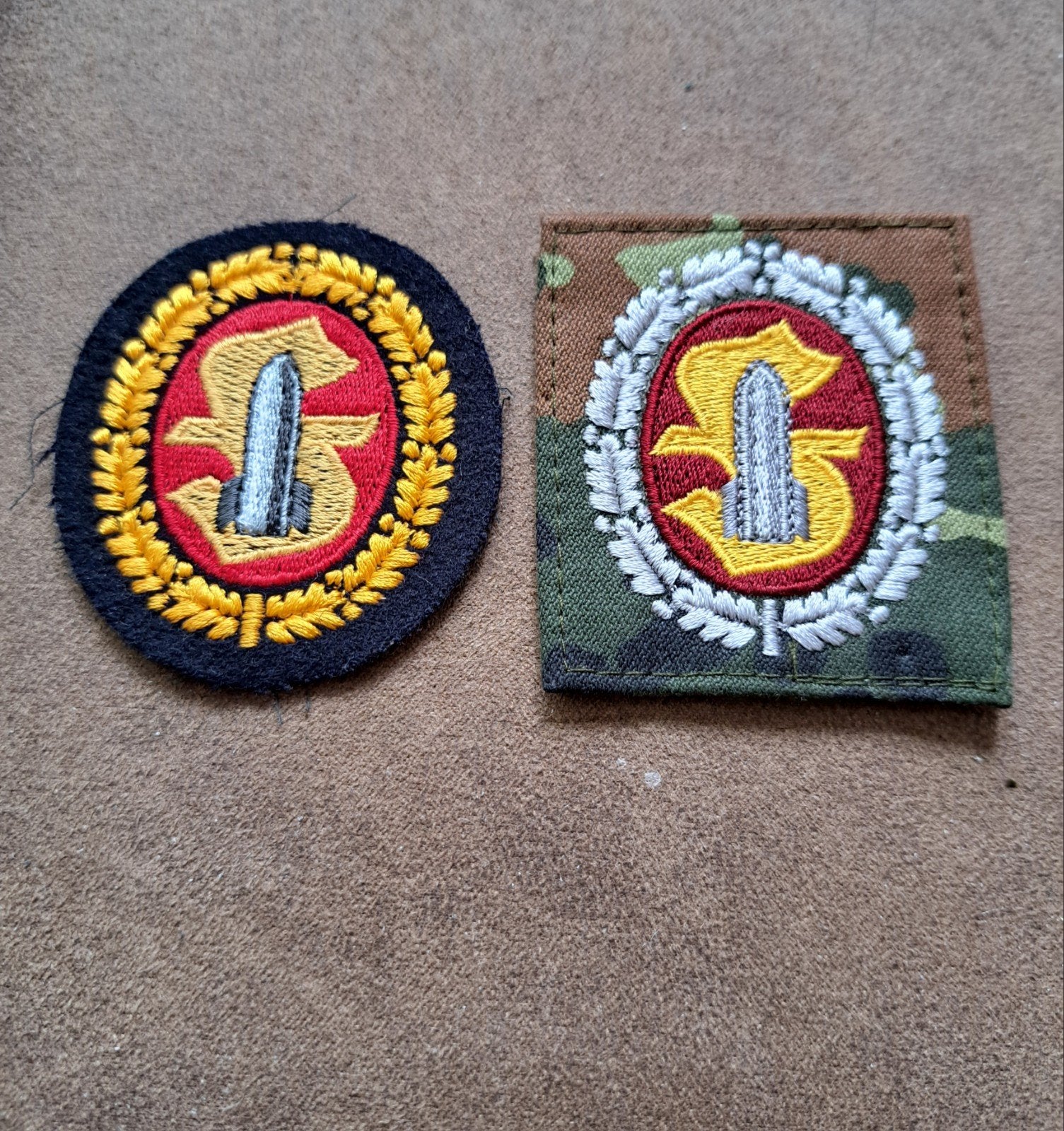 Set Duitse munitie Techinsche specialist, emblemen, Ophalen of Verzenden, Landmacht, Duitsland, Embleem of Badge