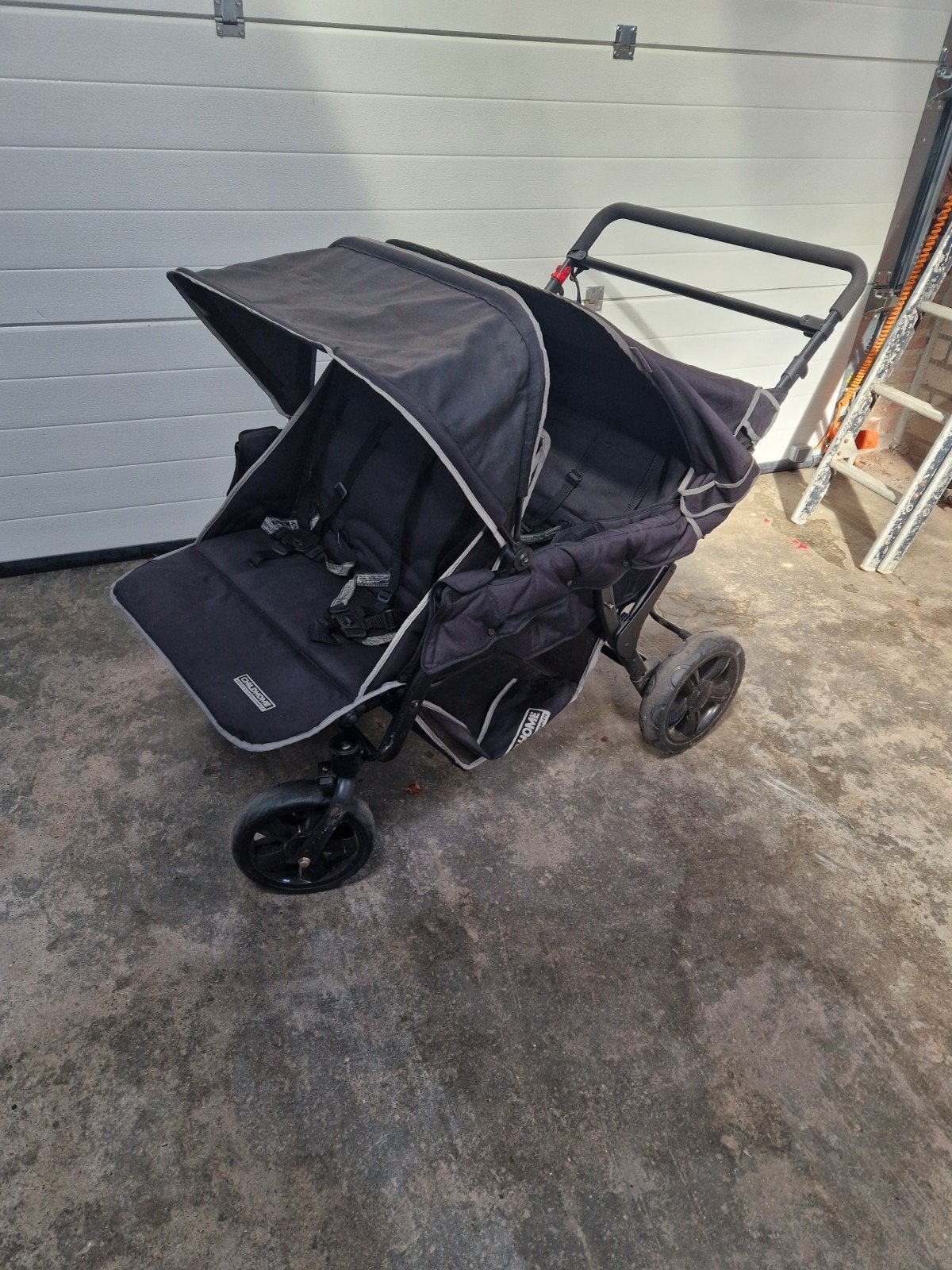Gratis!! vierling buggy, Ophalen, Gebruikt