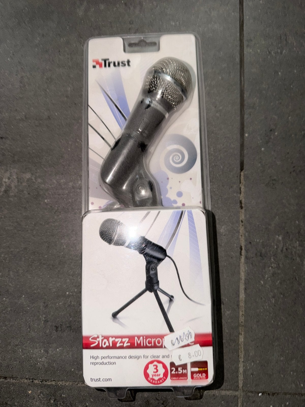 Trust Starzz Microfoon met standaard - Nieuw in verpakking, Ophalen, Nieuw, Studiomicrofoon