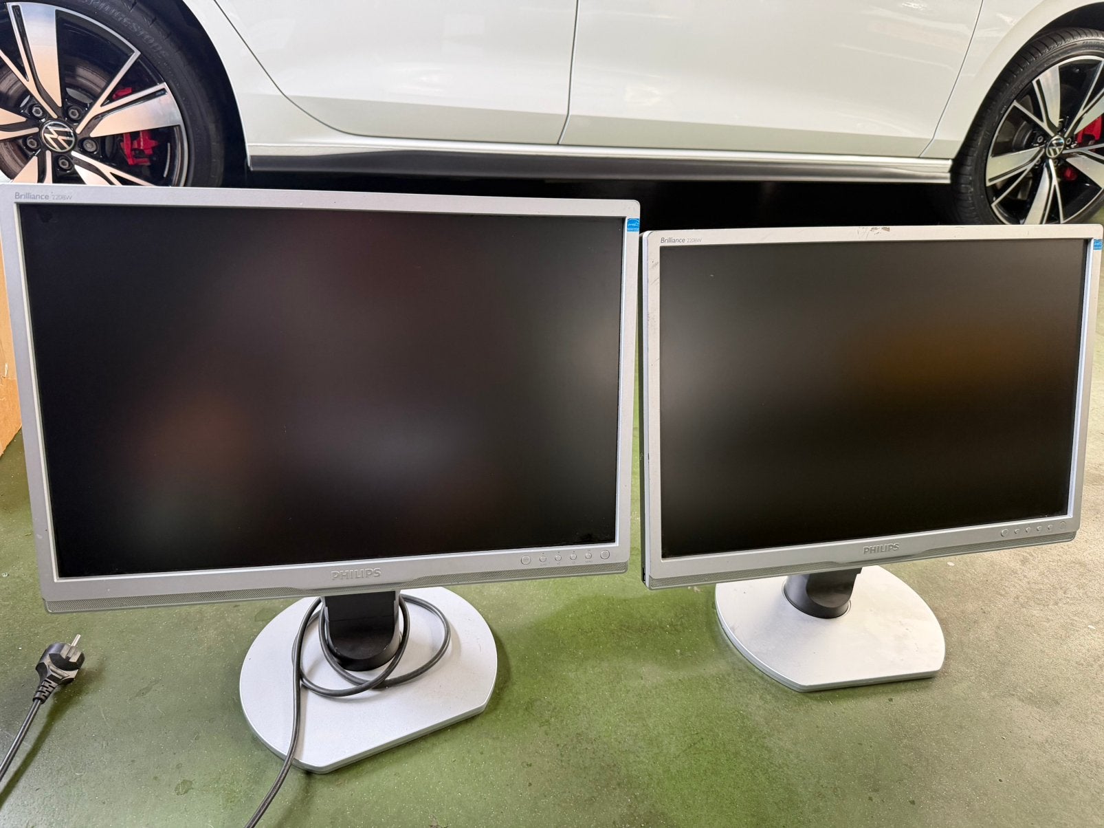 Set van 3 stuks Philips Brilliance 22 inch monitoren, Computers en Software, Monitoren, Zo goed als nieuw, 60 Hz of minder, VGA