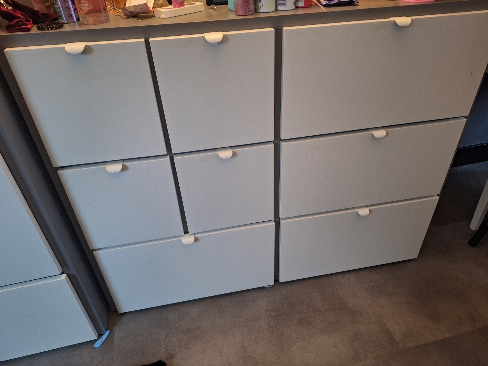 IKEA VISTHUS Ladekast 8 lades, grijs/wit, 122x96 cm, Ophalen, Overige materialen, 100 tot 150 cm, 5 laden of meer