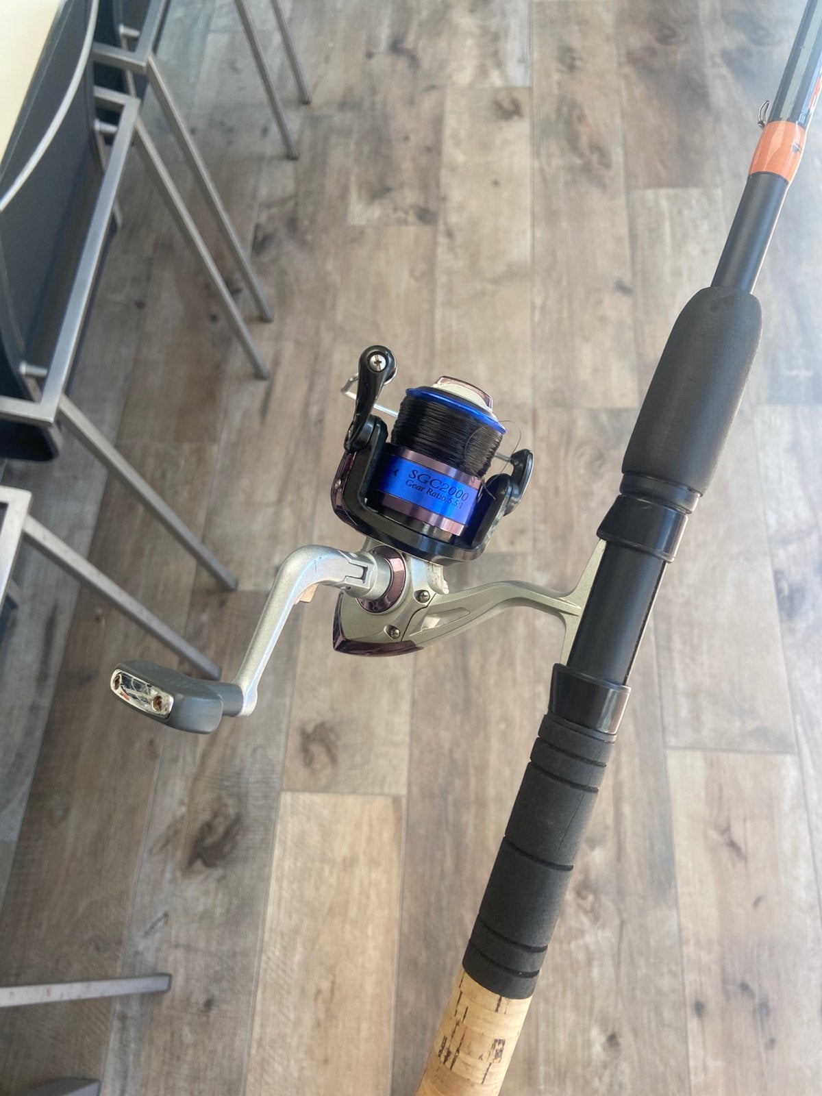 Frenzee Feederhengel met molen en opgespoeld draad, Ophalen, Werphengel