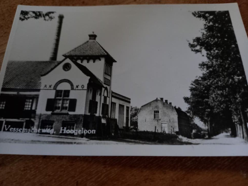 Hoogeloon, Verzamelen, Ansichtkaarten | Nederland, Ophalen of Verzenden, 1980 tot heden