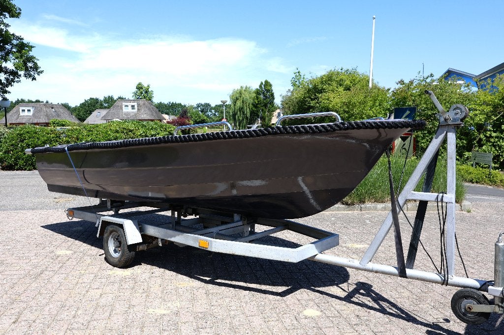 Boot met zonnedek, Honda 8pk 4takt & Trailer, 8 pk, Buitenboordmotor, Tot 1.00 meter, Polyester