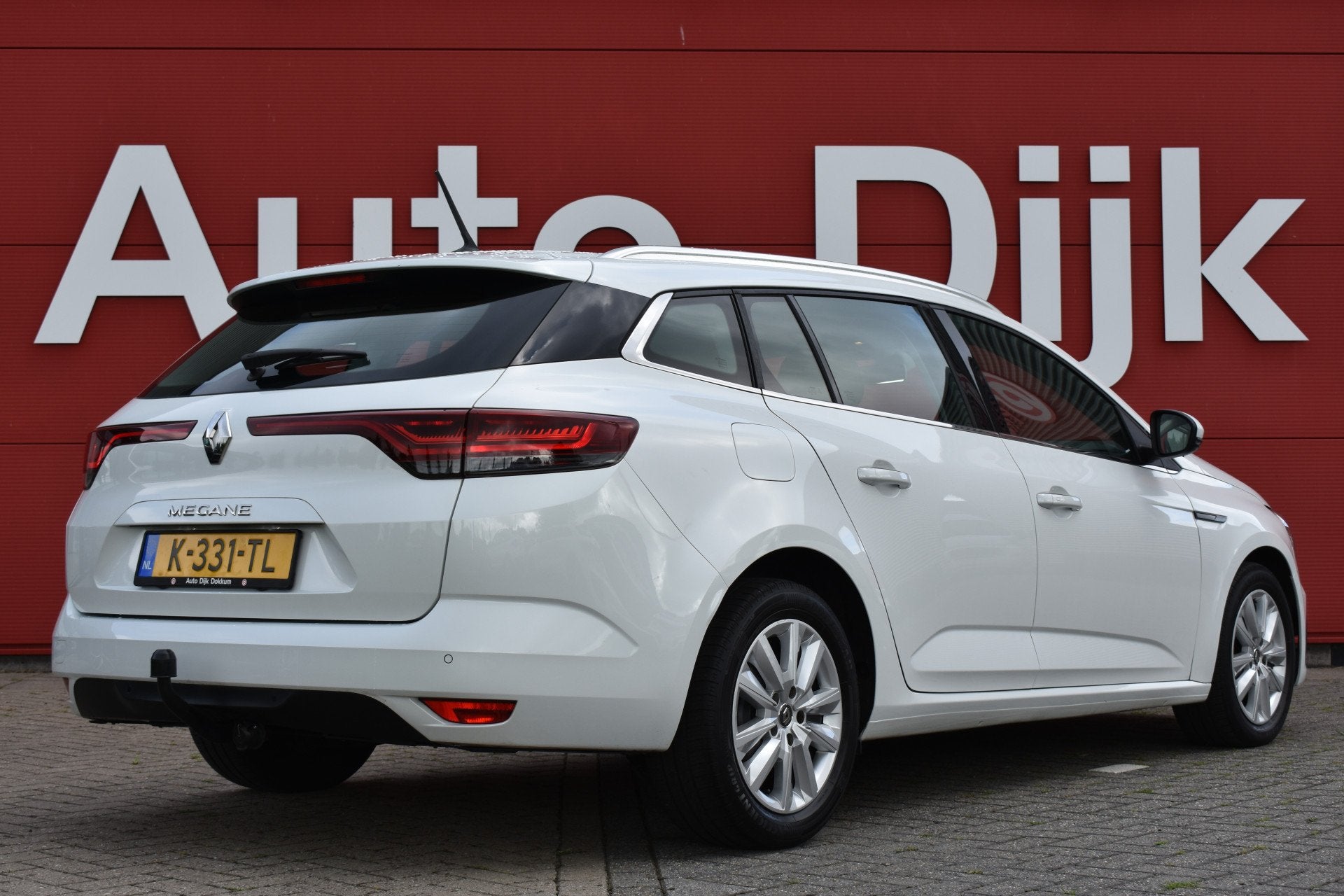 Renault Mégane Estate 1.3 TCe Zen LED | Carplay | Trekhaak, Voorwielaandrijving, Stof, Gebruikt, 4 cilinders