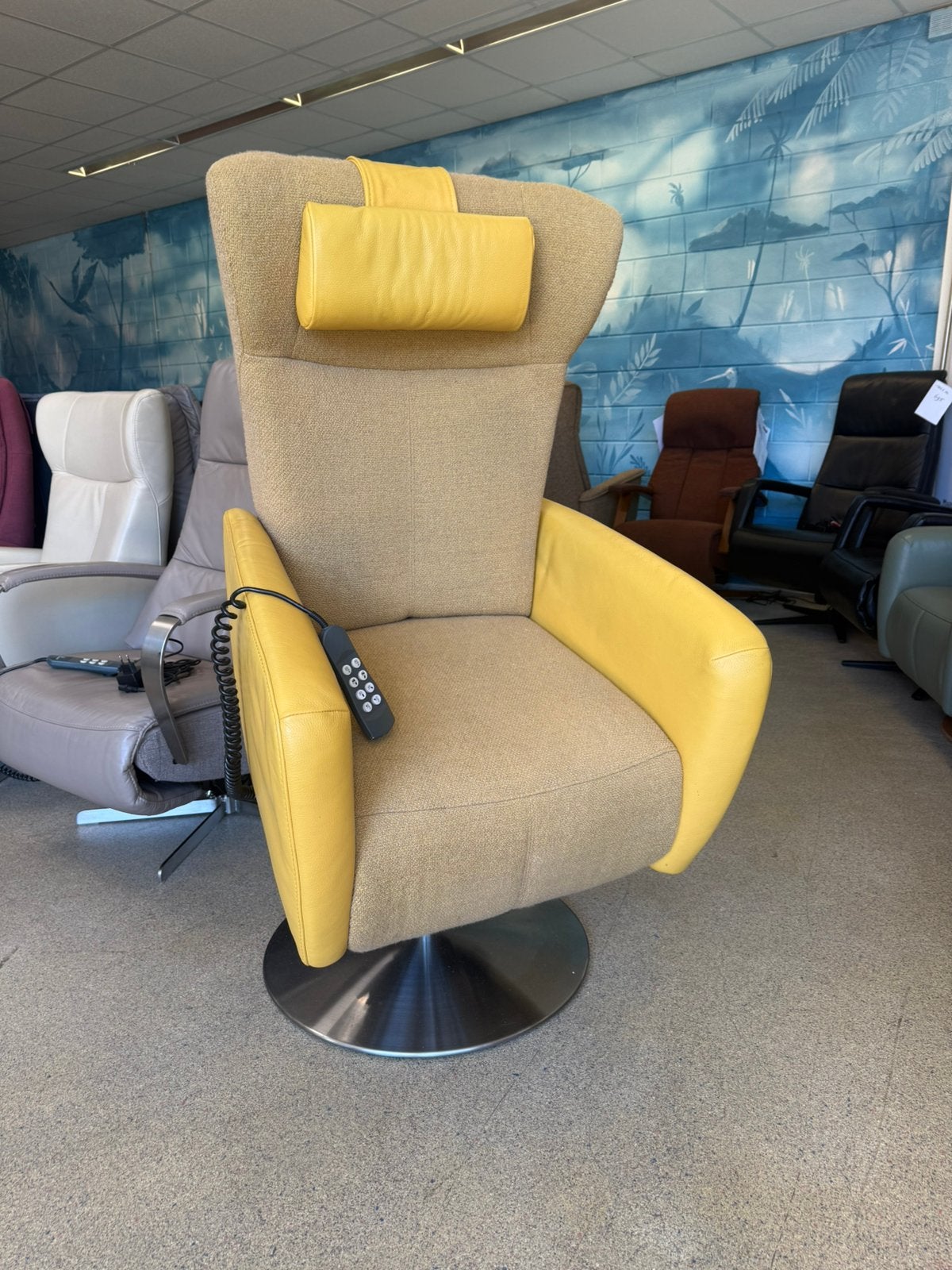 Prominent sta op stoel relax fauteuil bezorging en garantie, Ophalen of Verzenden, Zo goed als nieuw, Leer, 100 modellen van alleen A merken