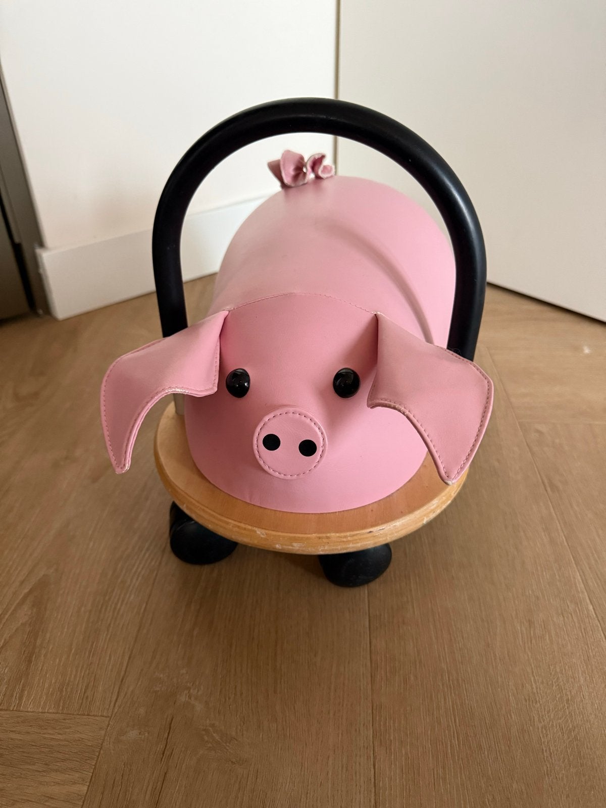 Wheely Bug Loopwagen Varken Roze - Zo goed als nieuw, Ophalen of Verzenden, Zo goed als nieuw, Loopvoertuig