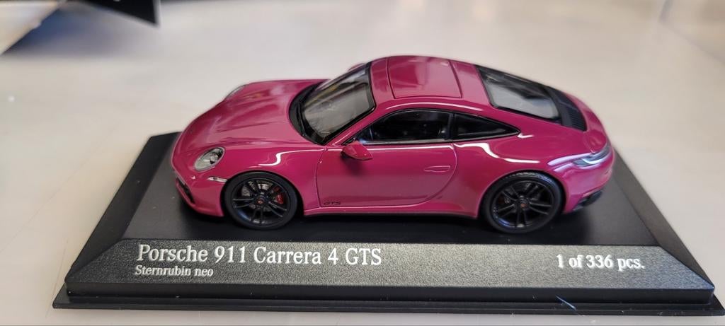 Minichamps 2021 Porsche 911 Carrera 4 GTS, Ophalen of Verzenden, Zo goed als nieuw, Auto, MiniChamps