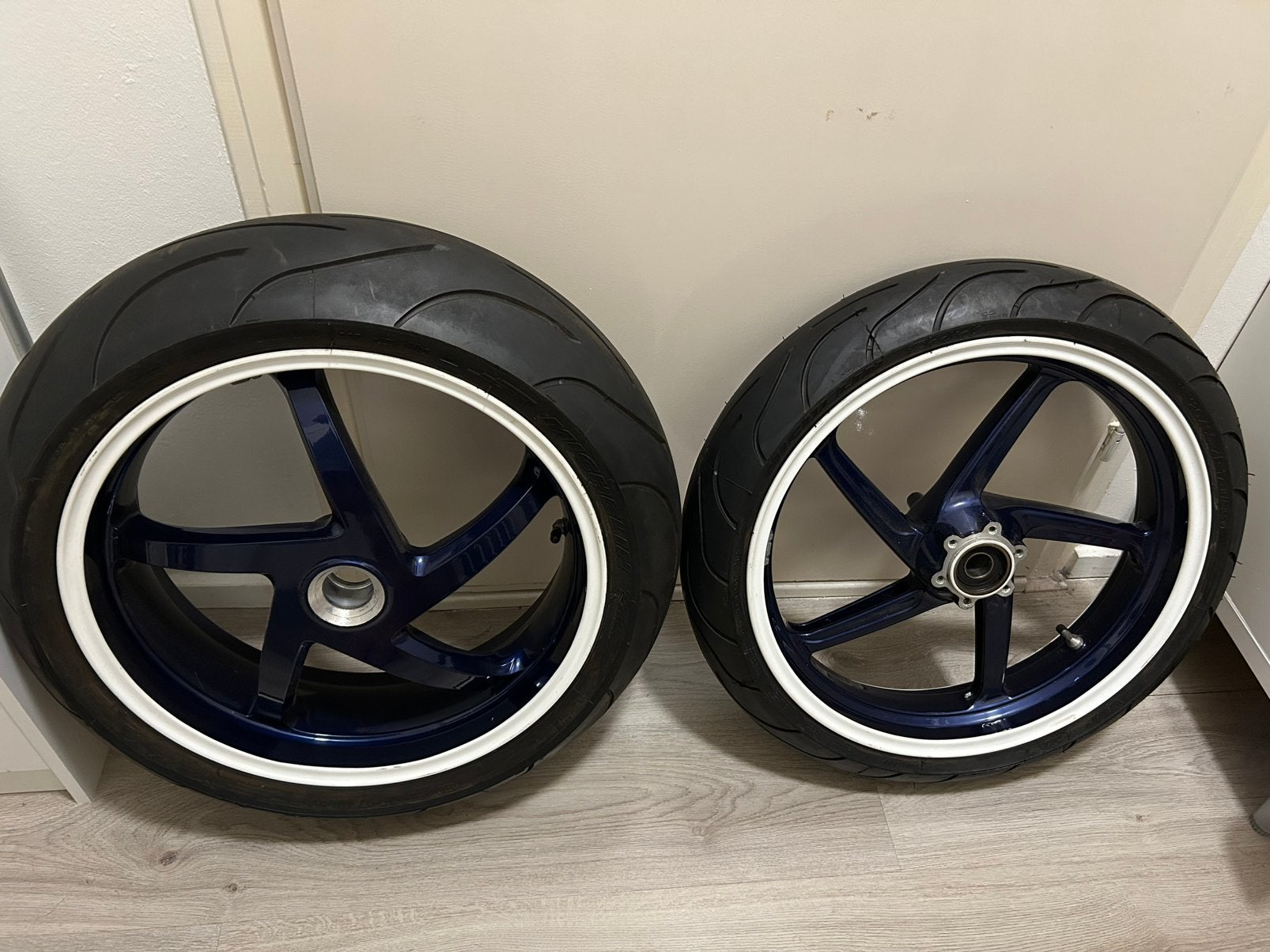 Ducati brembo wielen met band, Ophalen, Gebruikt