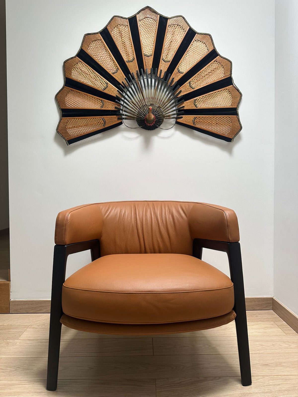 Poltrona Frau - Duo Lounge Fauteuil, Huis en Inrichting, Bruin, Nieuw, Leer, Ophalen of Verzenden
