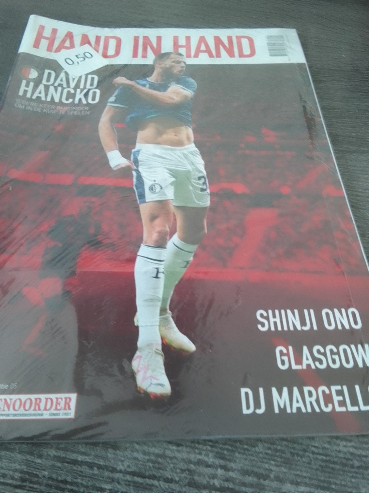 Hand in Hand magazine - David Hancko, Shinji Ono, Ophalen, Zo goed als nieuw, Sport en Vrije tijd