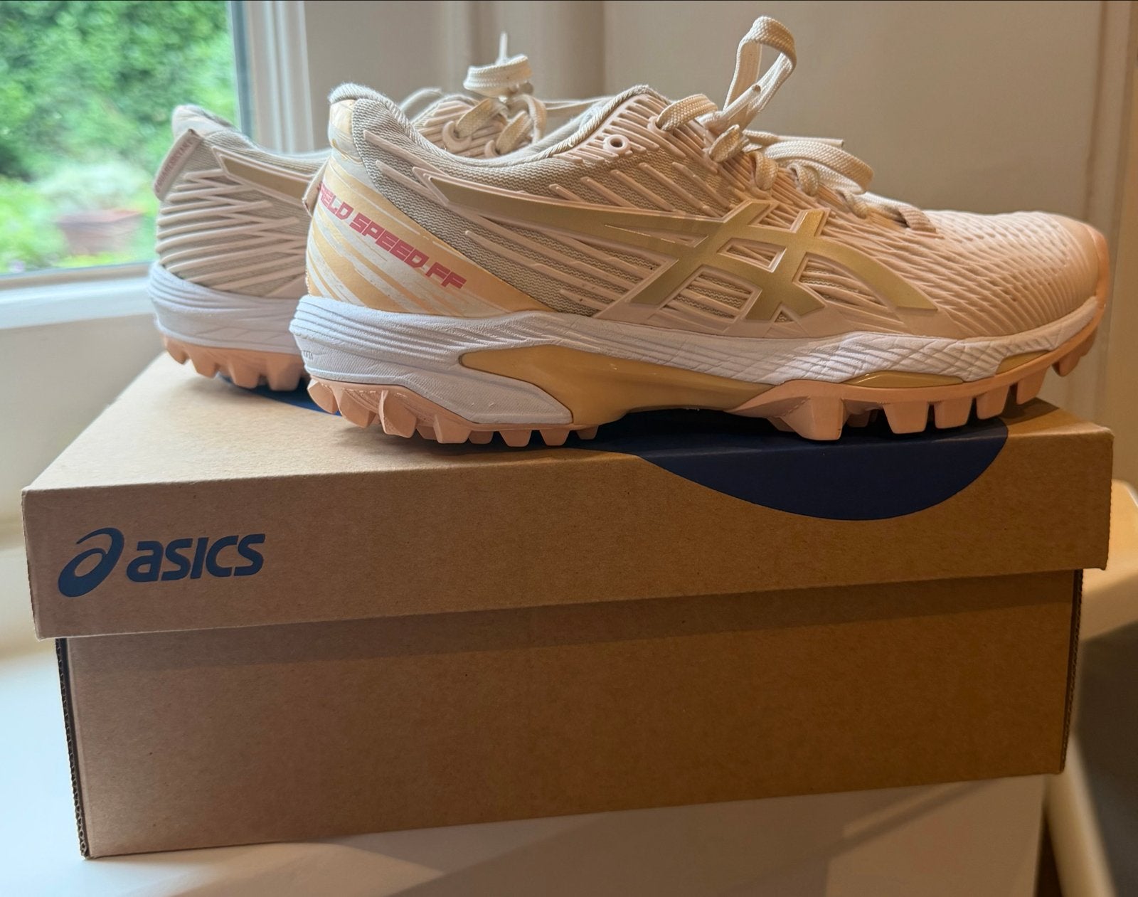 ASICS Field Speed FF Hockeyschoenen, Kleding | Dames, Schoenen, Ophalen of Verzenden, Nieuw, Overige kleuren, Sportschoenen