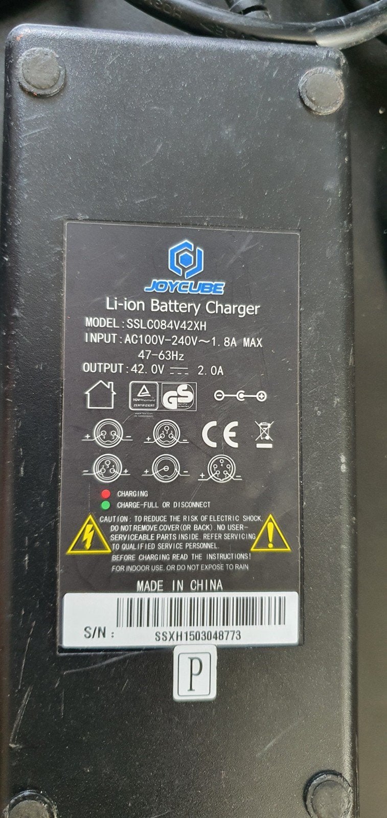 Joycube Li-ion acculader 42V 2A e-bike/scooter, Fietsen en Brommers, Gebruikt