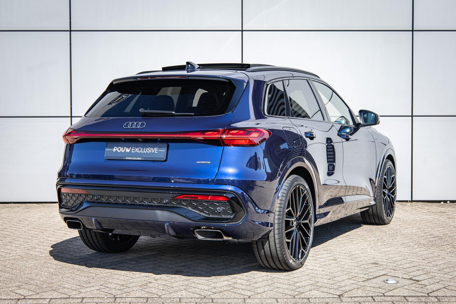Audi Q5 2.0 TFSI e-hybrid quattro S Edition Competition | Te, Auto's, Audi, Automaat, 12 maanden, 4 cilinders, Plug-in hybride