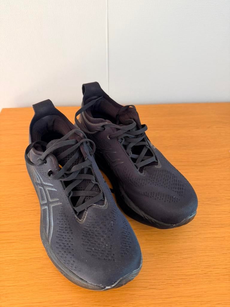 Zwarte Asics  Nimbus 25 maat 41,5, Ophalen of Verzenden, Zo goed als nieuw, Zwart, Sneakers of Gympen