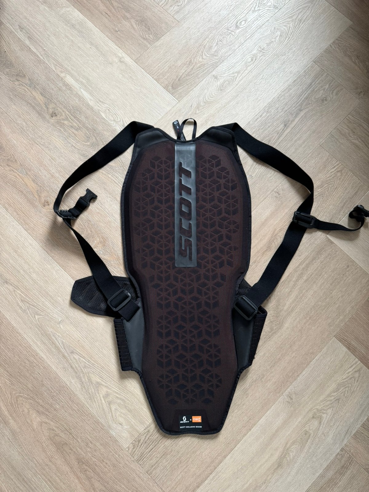 Rug protector skien Scott maat XL, Ophalen of Verzenden