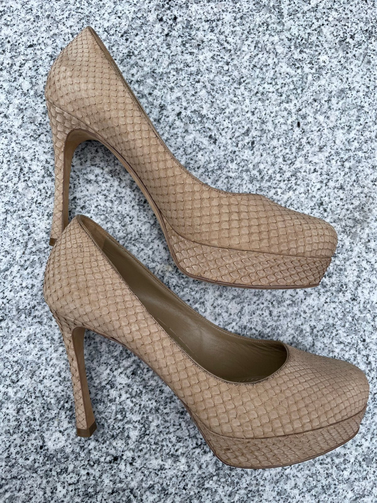 Yves saint Laurent look a like beige hakken maat 37,5, Ophalen of Verzenden, Zo goed als nieuw, Beige