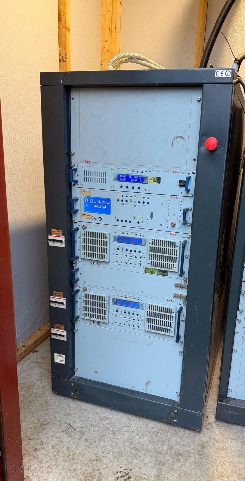 RVR 10 kW mosfet zender., Telecommunicatie, Zenders en Ontvangers, Ophalen, Zo goed als nieuw, Zender