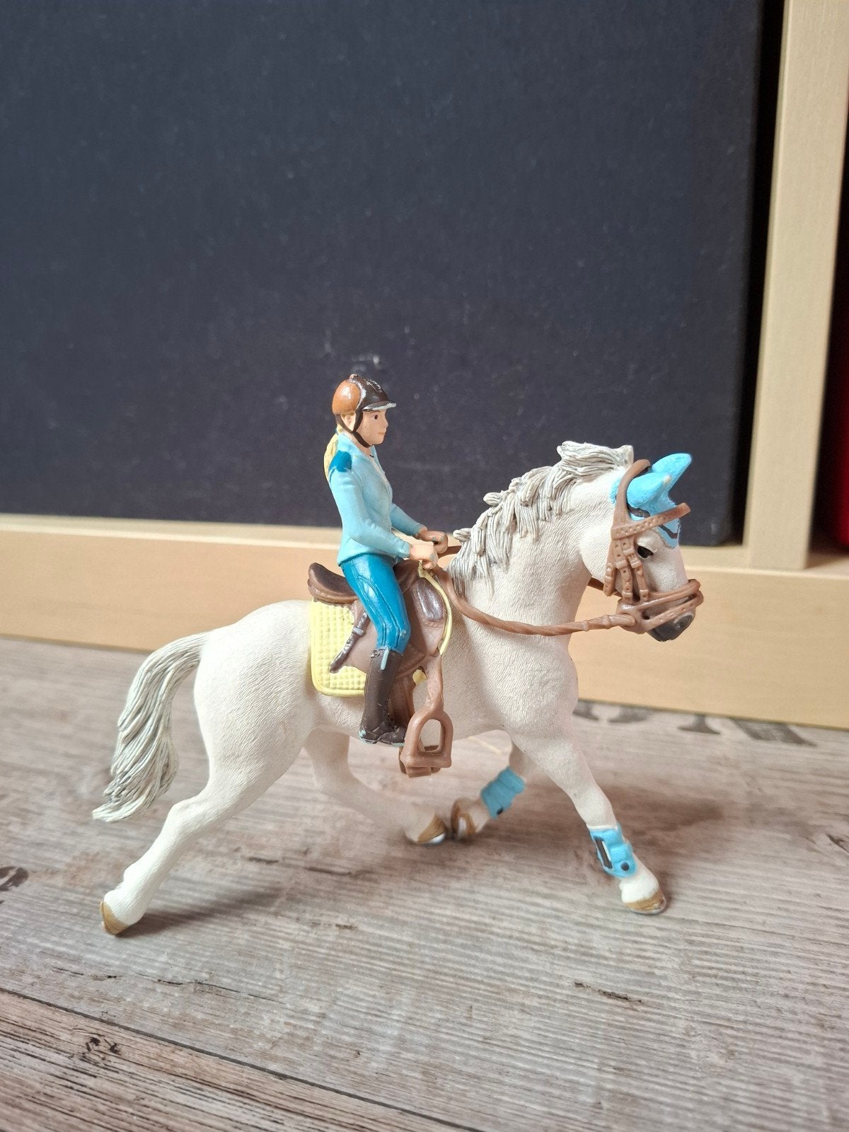schleich dressuur paard met ruiter, Ophalen, Zo goed als nieuw