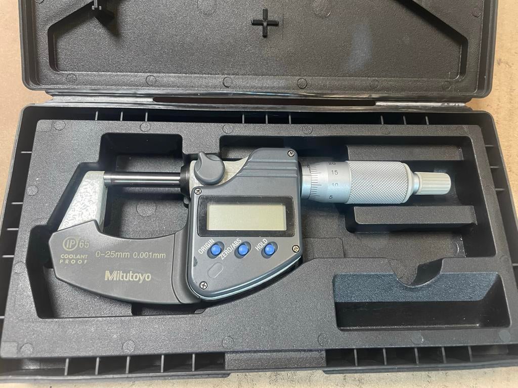 Mitutoyo IP65 Micrometer 0-25mm 0.001mm, Doe-het-zelf en Verbouw, Gereedschap | Handgereedschap, Ophalen of Verzenden, Zo goed als nieuw